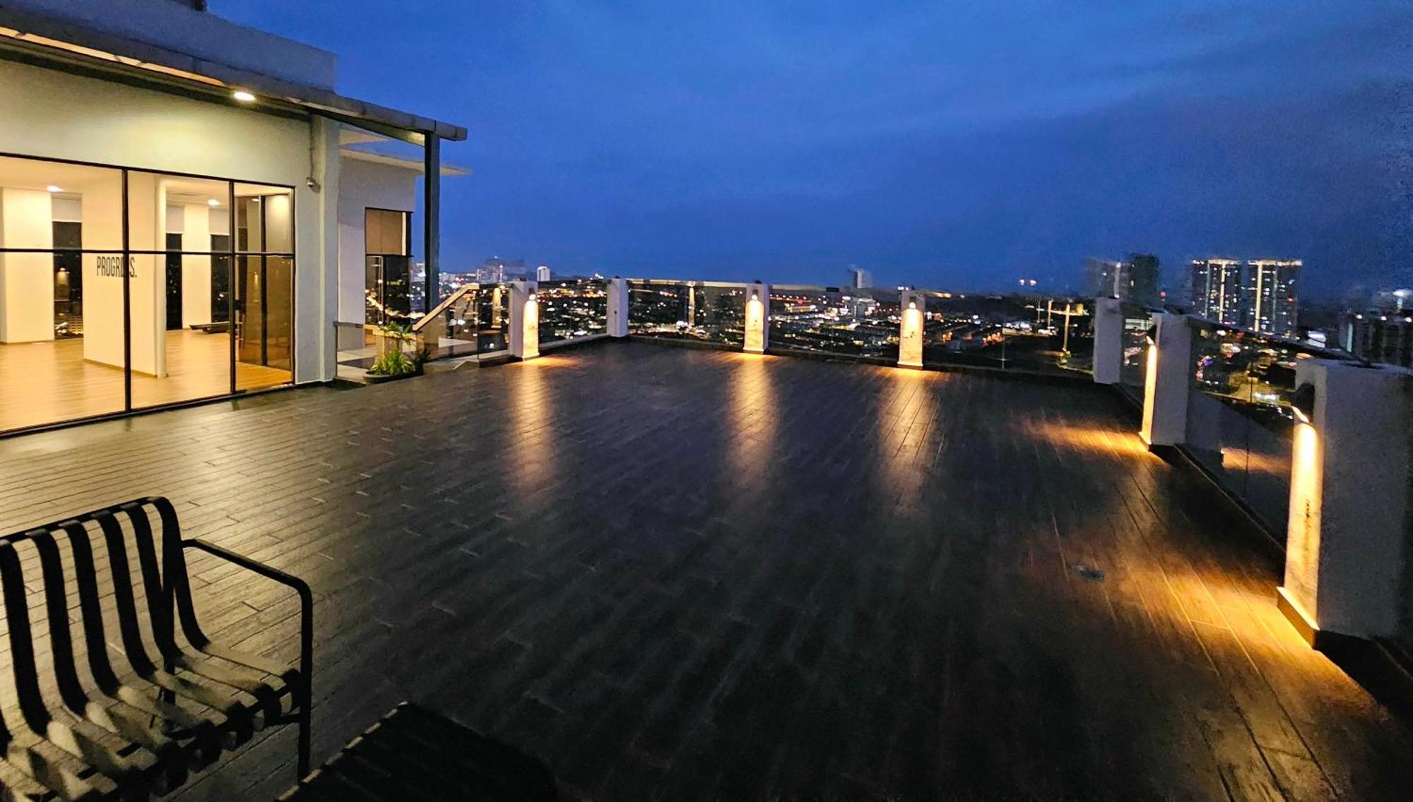 Quartz Paragon Suites Melaka By Ggm Exterior foto